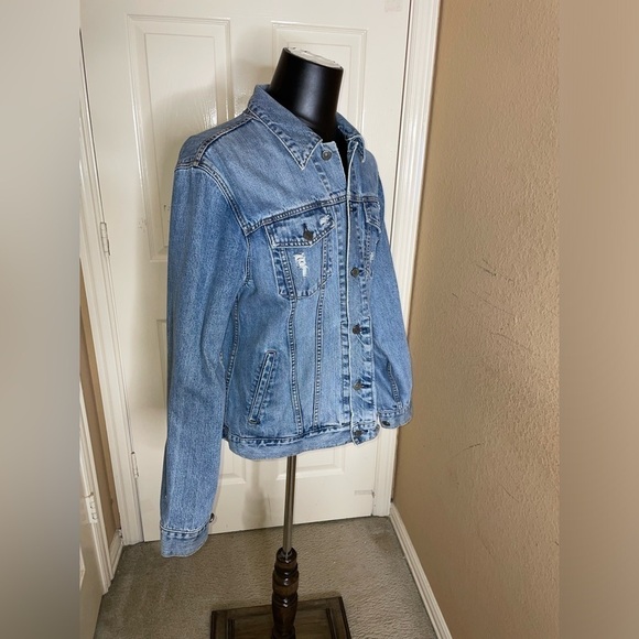 Unisex Gap Denim Gap Customized , Medium Wash Denim Icon Jean Jacket, Sz Large   - Picture 7 of 16